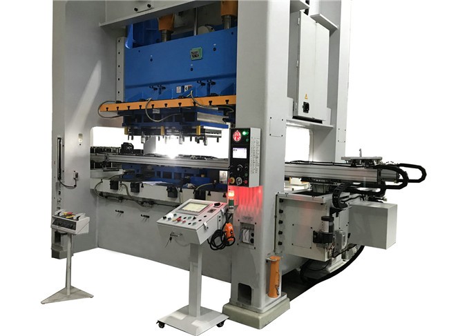 探究沖壓三次元機械手聯(lián)動自動化沖壓生產(chǎn)的實現(xiàn)機制？