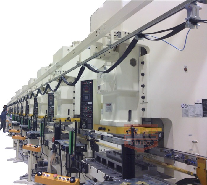 連桿式機(jī)械手在多工序沖壓自動(dòng)化中有哪些作用？