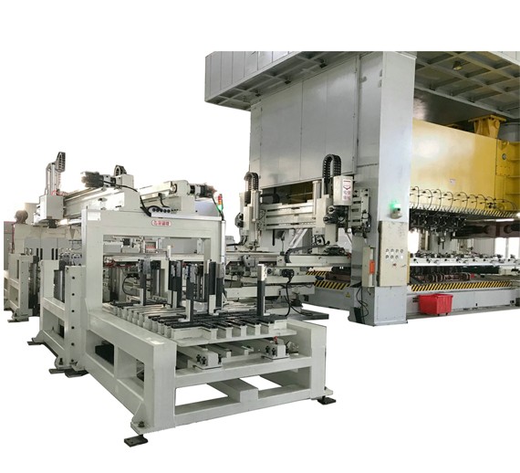 沖床三次元機(jī)械手在汽車(chē)零部件多工序沖壓中起到哪些作用？